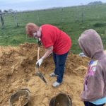 GRUPO DE TRABAJO & TESTIMONIO (T&T) CONSTRUYE IGLESIA EN GUAZUCUA