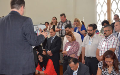LA ORDENACIÓN HÍBRIDA OCURRE POR PRIMERA VEZ EN LA IGLESIA DEL NAZARENO EN AMÉRICA DEL SUR.