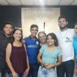6 JÓVENES CULMINAN PROGRAMA DE DISCIPULADO