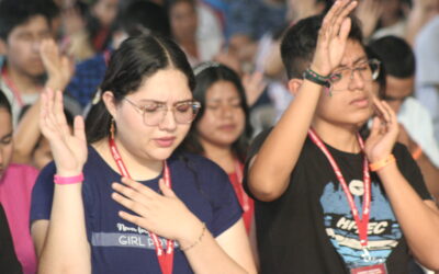 CUMBRE DE LIDERAZGO JUVENIL EN PERÚ