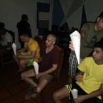 IGLESIA PRESENTA PELÍCULA A RECLUSOS EN COMISARÍA