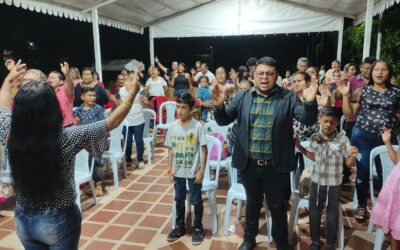 CULTO ESPECIAL “ADOREMOS” – DISTRITO VENEZUELA LAGO