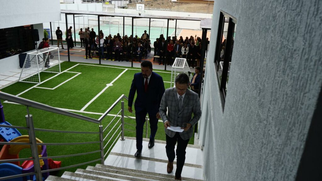 ESCUELA NAZARENA INAUGURA NUEVO EDIFICIO