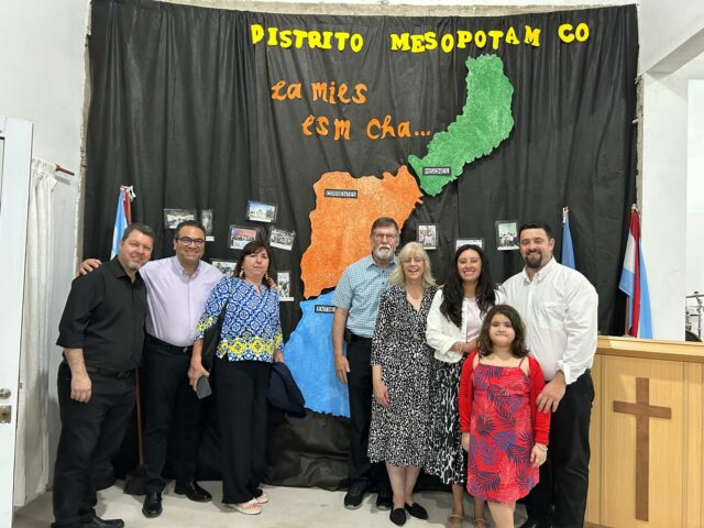 La Dra. Carla Sunberg inicia las Asambleas Distritales en América del Sur.