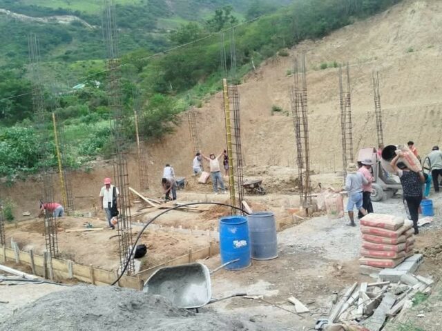 Iglesia del Nazareno en Espital avanza en la construcción de su nuevo templo